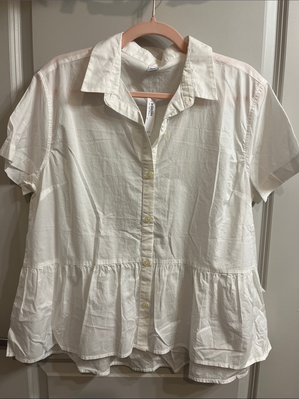 Old Navy White Short-Sleeve Button-Down Peplum Shirt